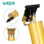 VGR akkumulátoros hordozható szakáll- és hajvágó – (V-225)