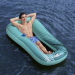 Felfújható vízi matrac hálós fekvőfelülettel és beépített párnával (BB16740) 10