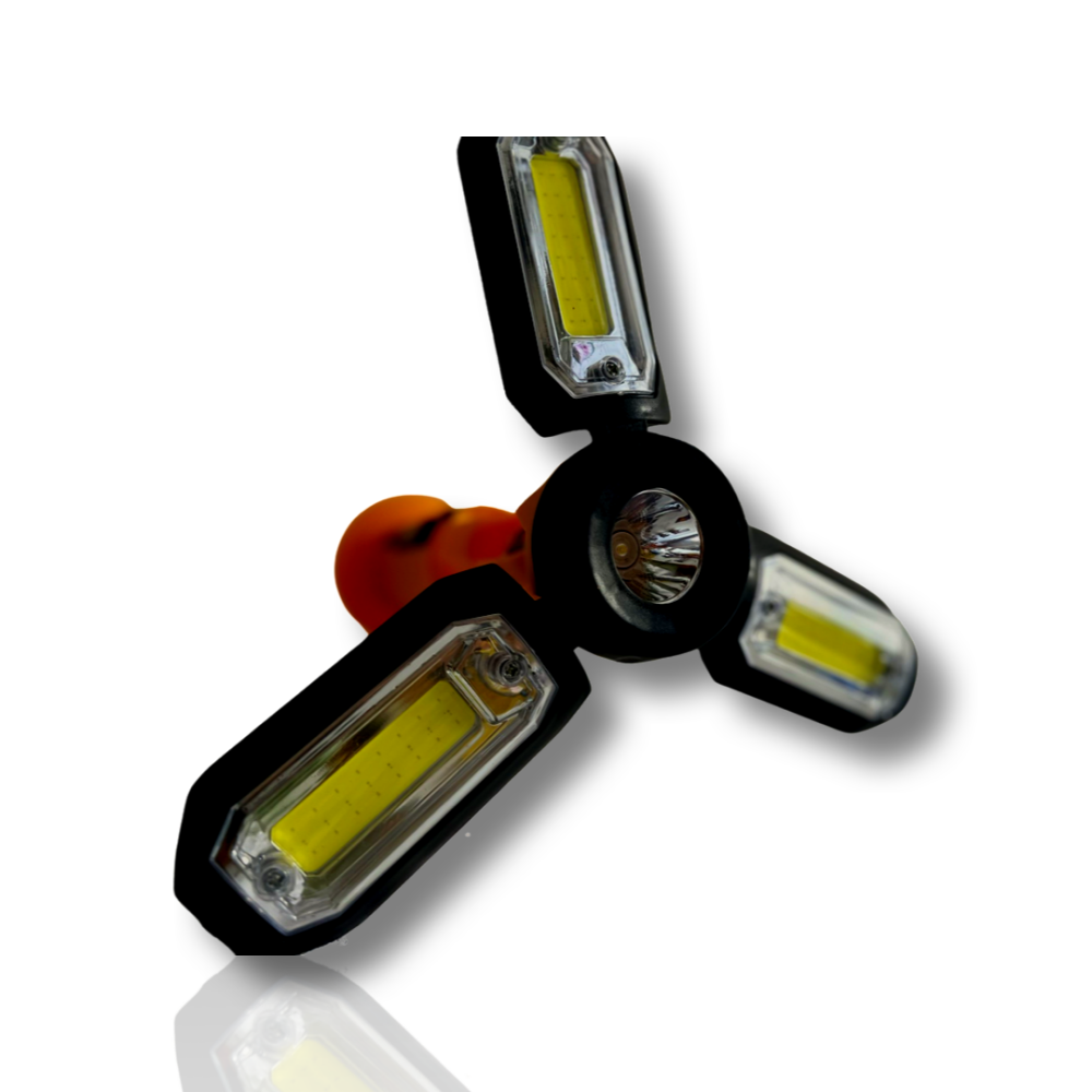 Praktikus, kihajtható LED munkalámpa mágnessel és kampóval akkumulátoros (1)