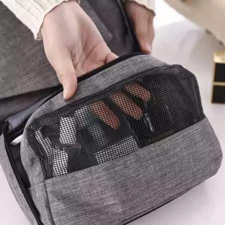 Hordozható, vízálló kozmetikai táskarendszerező férfiaknak – akasztóval, zsebekkel (BB-20250) (13)