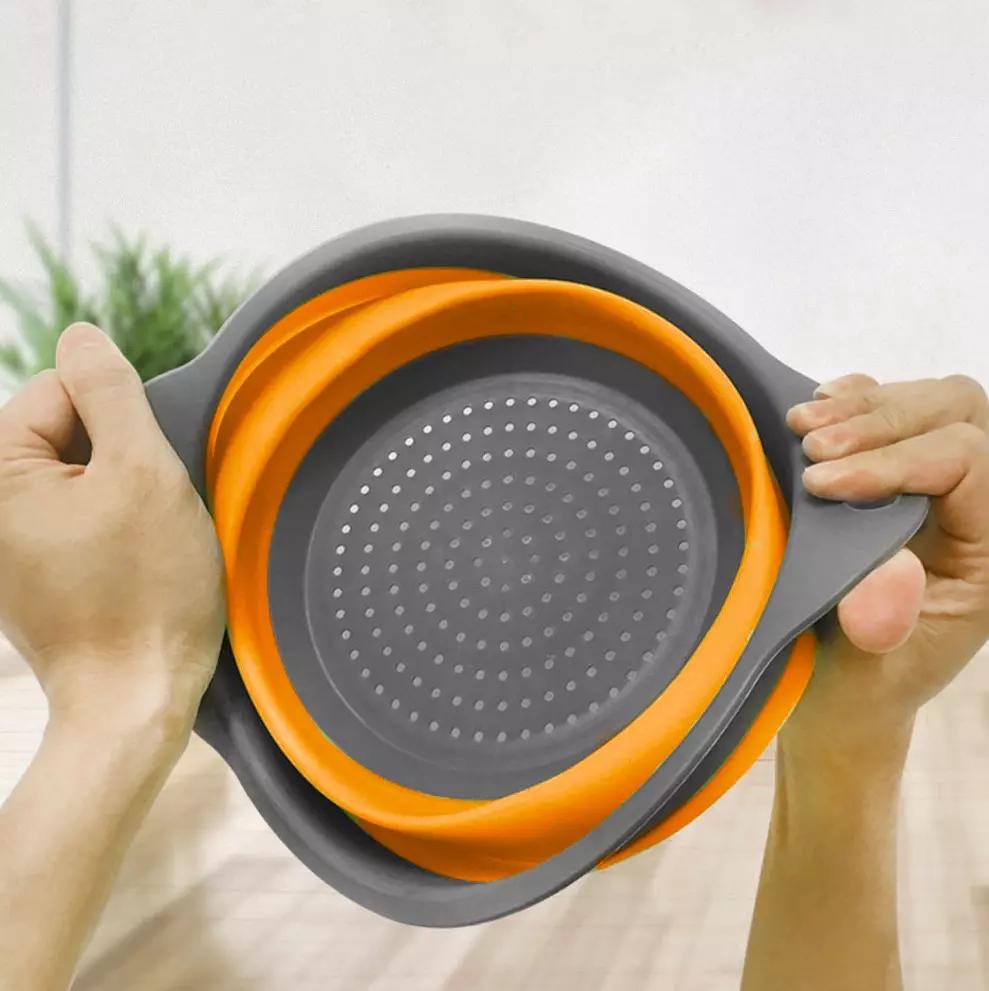 Összecsukható szilikon tésztaszűrő és zöldségmosó – 24 cm, szürke-narancs (BB-20780) (9)