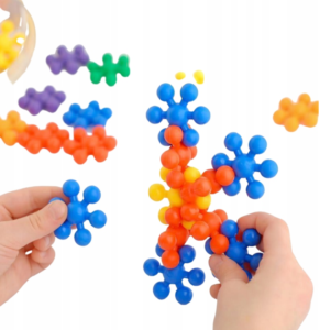 Virág alakú minden irányból könnyen összekapcsolható műanyag kirakókockák gyerekeknek - oktató és tanuló puzzle játék (BBLPJ) (BBMJ) - Image 3