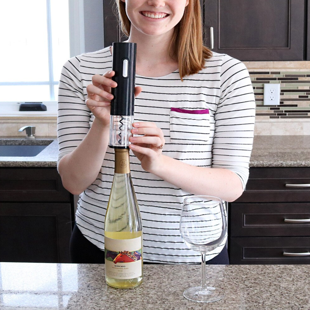 Elektromos bornyitó készlet fóliavágóval – automata elegáns dugóhúzó borokhoz (BLLV)1