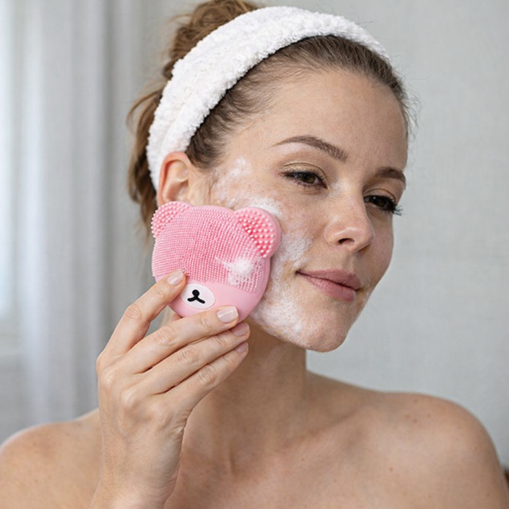 Maci formájú arctisztító kefe – akkumulátoros sminkeltávolító és arctisztító eszköz (BLLV)